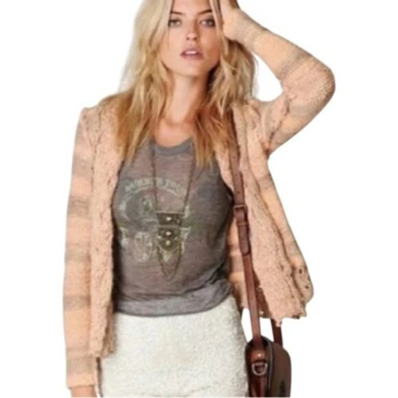 Free People Stripe Chunky Ruffled Cardigan Sweater Size Small 23778 - Picture 3 of 12